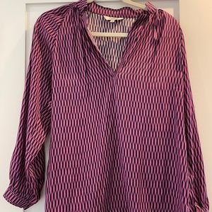 TUCKER NYC silk blouse size small excellent condition